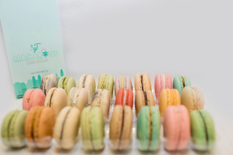 Inserto in PET trasparente per 48 macarons (6x8) con chiusura clip 355x250mm H23mm