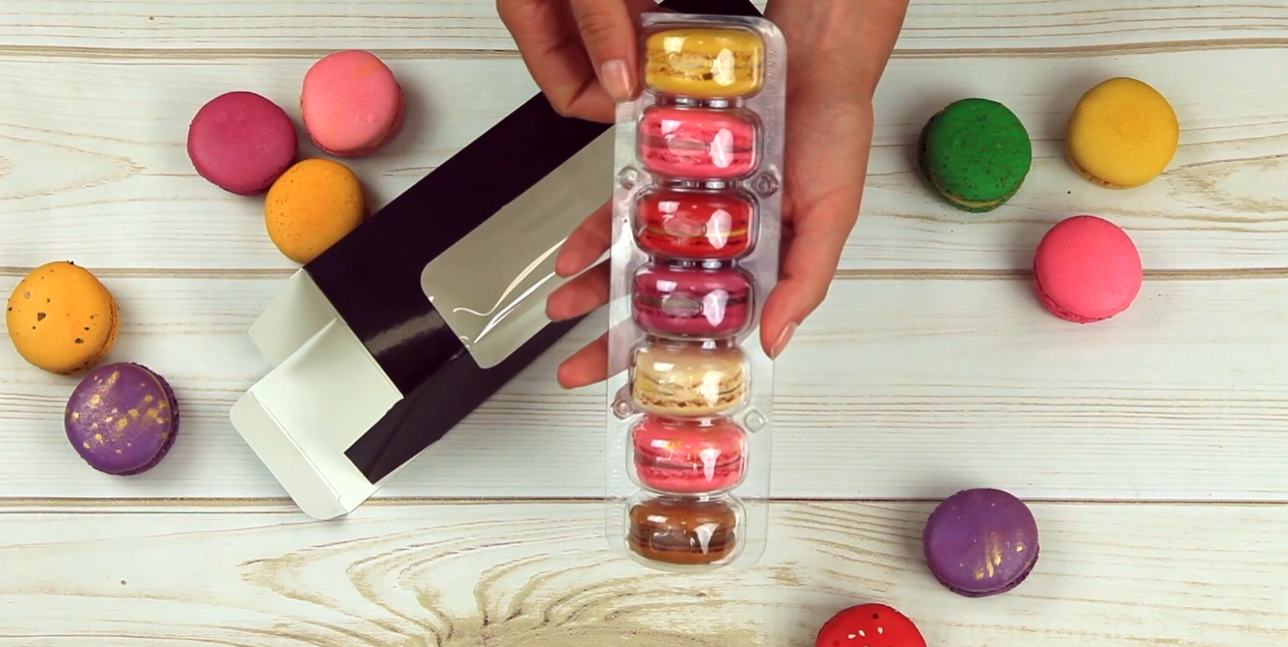Inserto in PET trasparente per 7 macarons con chiusura clip - 21,3 cm x 6,2 cm x 2,3 cm - 25 pezzi