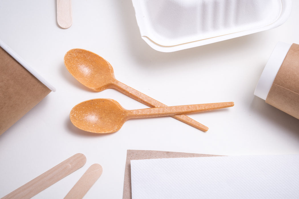 Kit coperto in legno: coltello forchetta tovagliolo, involucro kraft - 25 cm - 50 pezzi
